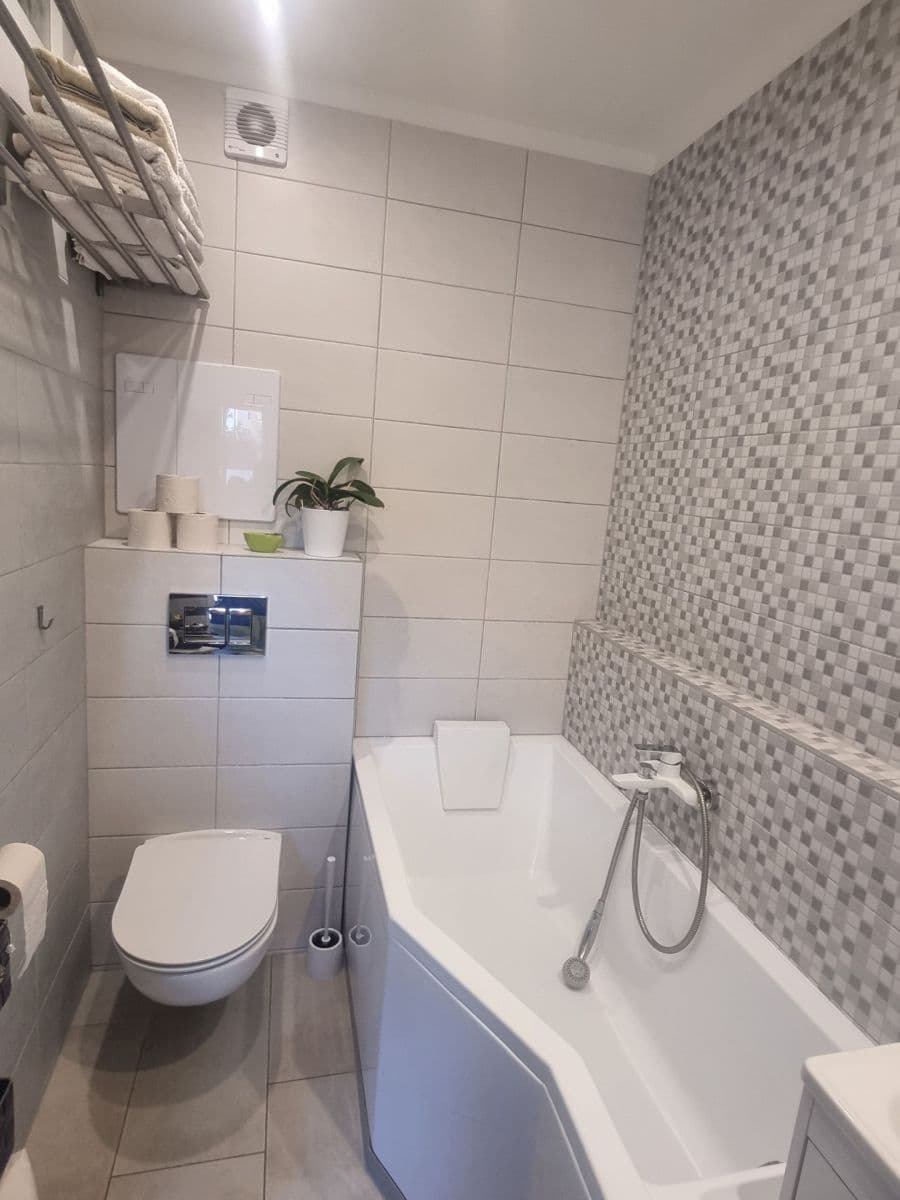 Prodej bytu 4+1 91 m², Fatranská, Žilina, Žilinský kraj Prodej bytu 4+1 91 m², Fatranská, Žilina, Žilinský kraj