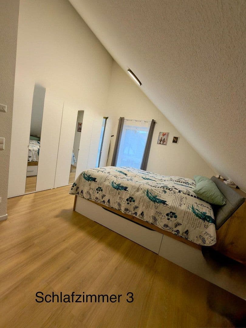 Pronájem bytu 4+1 118 m², Bühler Seite 48, Bühl, Bádensko-Württembersko Pronájem bytu 4+1 118 m², Bühler Seite 48, Bühl, Bádensko-Württembersko