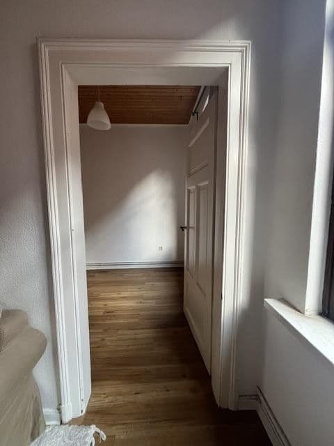 Pronájem bytu 2+1 48 m², Limmerstraße 58a, Hannover, Dolní Sasko Pronájem bytu 2+1 48 m², Limmerstraße 58a, Hannover, Dolní Sasko
