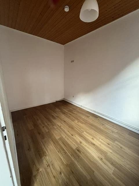 Pronájem bytu 2+1 48 m², Limmerstraße 58a, Hannover, Dolní Sasko Pronájem bytu 2+1 48 m², Limmerstraße 58a, Hannover, Dolní Sasko