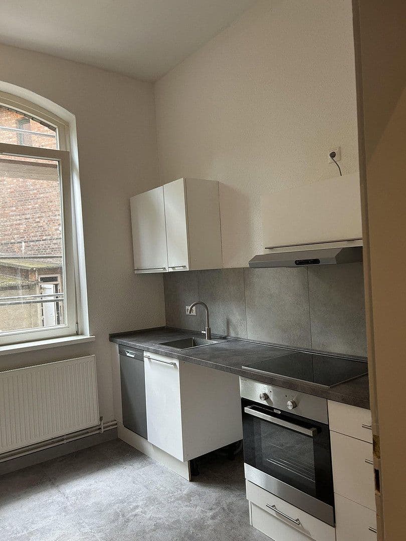 Pronájem bytu 3+1 77 m², Peiner Straße 34, Hildesheim, Dolní Sasko Pronájem bytu 3+1 77 m², Peiner Straße 34, Hildesheim, Dolní Sasko