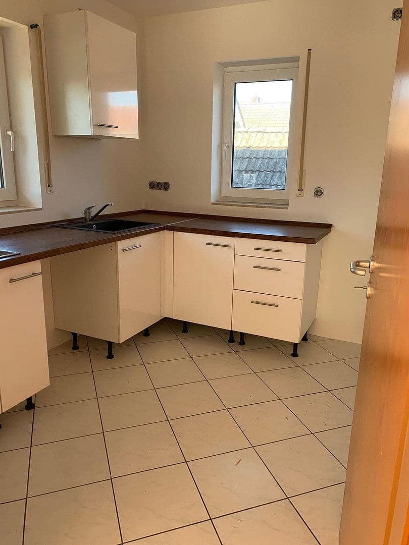 Prodej bytu 3+1 75 m², Hahlgartenstraße 21, Griesheim, Hessen Prodej bytu 3+1 75 m², Hahlgartenstraße 21, Griesheim, Hessen