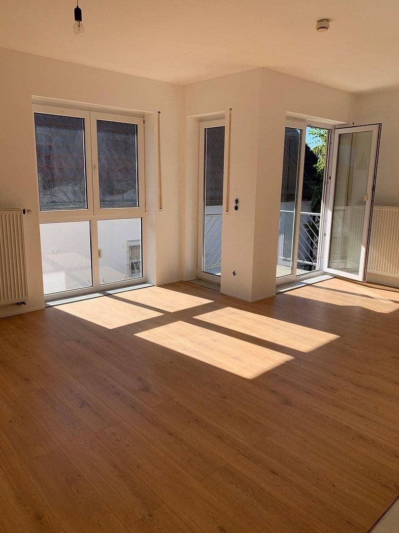 Prodej bytu 3+1 75 m², Hahlgartenstraße 21, Griesheim, Hessen Prodej bytu 3+1 75 m², Hahlgartenstraße 21, Griesheim, Hessen