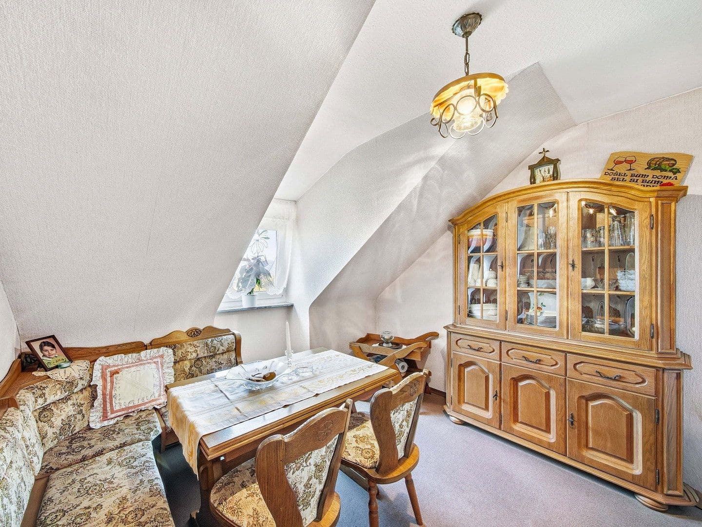 Prodej bytu 4+1 62 m², Drackensteinstraße 50, Stuttgart, Bádensko-Württembersko Prodej bytu 4+1 62 m², Drackensteinstraße 50, Stuttgart, Bádensko-Württembersko