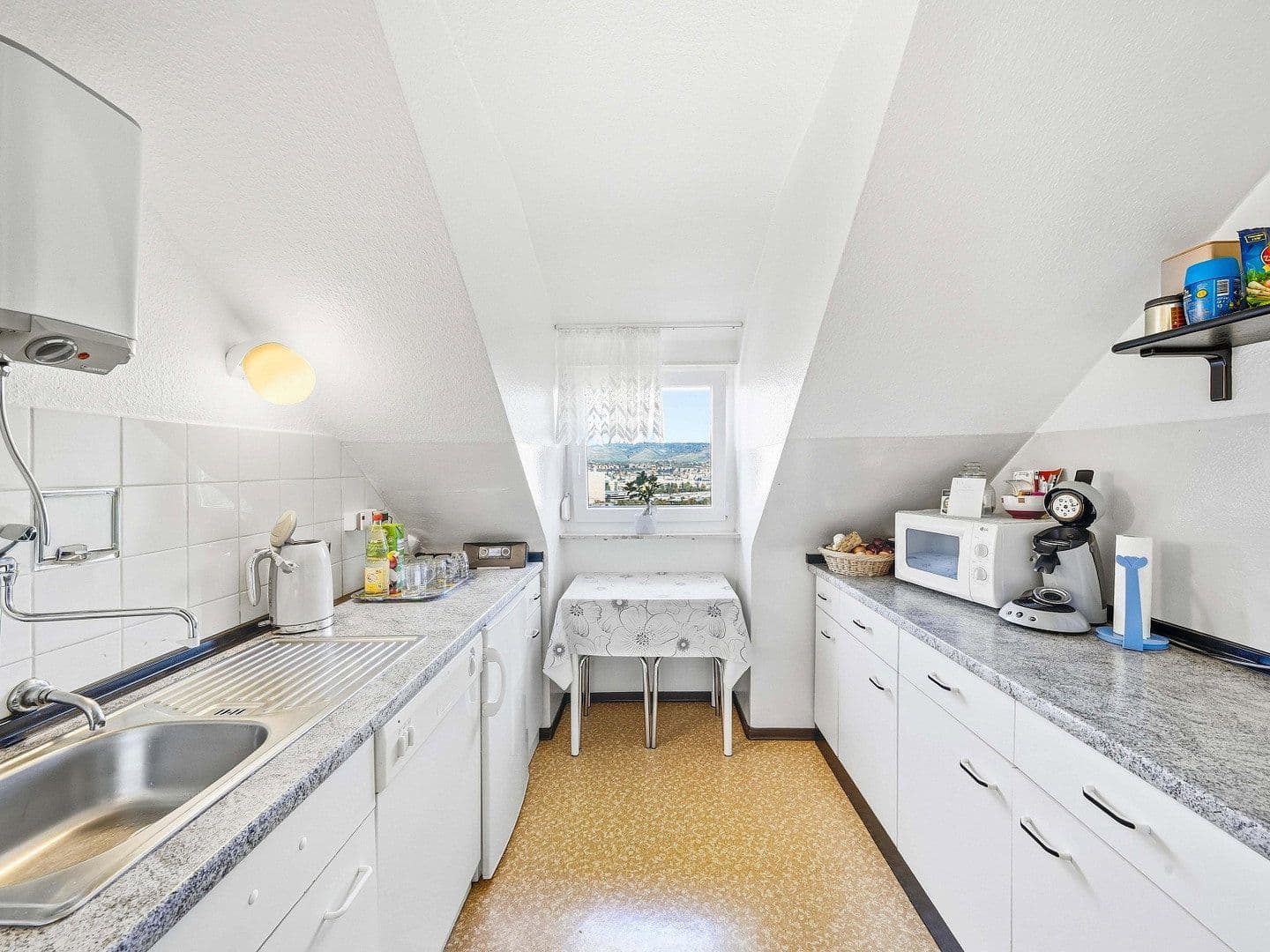 Prodej bytu 4+1 62 m², Drackensteinstraße 50, Stuttgart, Bádensko-Württembersko Prodej bytu 4+1 62 m², Drackensteinstraße 50, Stuttgart, Bádensko-Württembersko