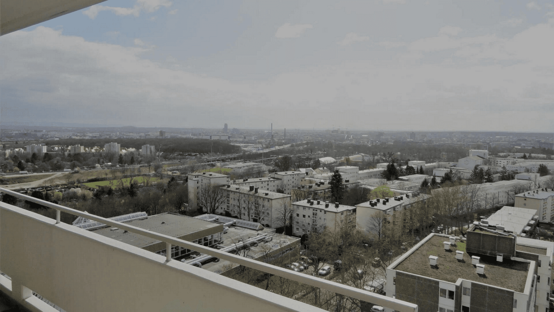 Pronájem bytu 2+1 67 m², Frankfurt am Main, Hessen Pronájem bytu 2+1 67 m², Frankfurt am Main, Hessen