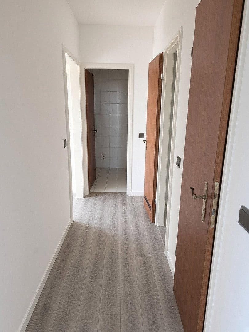 Pronájem bytu 3+1 75 m², Gartenweg 4, Bonn, Severní Porýní-Vestfálsko Pronájem bytu 3+1 75 m², Gartenweg 4, Bonn, Severní Porýní-Vestfálsko