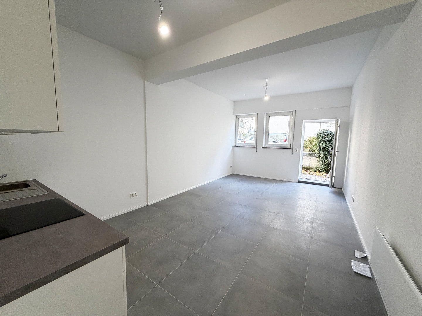 Pronájem bytu 1+1 30 m², Stuttgart, Bádensko-Württembersko Pronájem bytu 1+1 30 m², Stuttgart, Bádensko-Württembersko