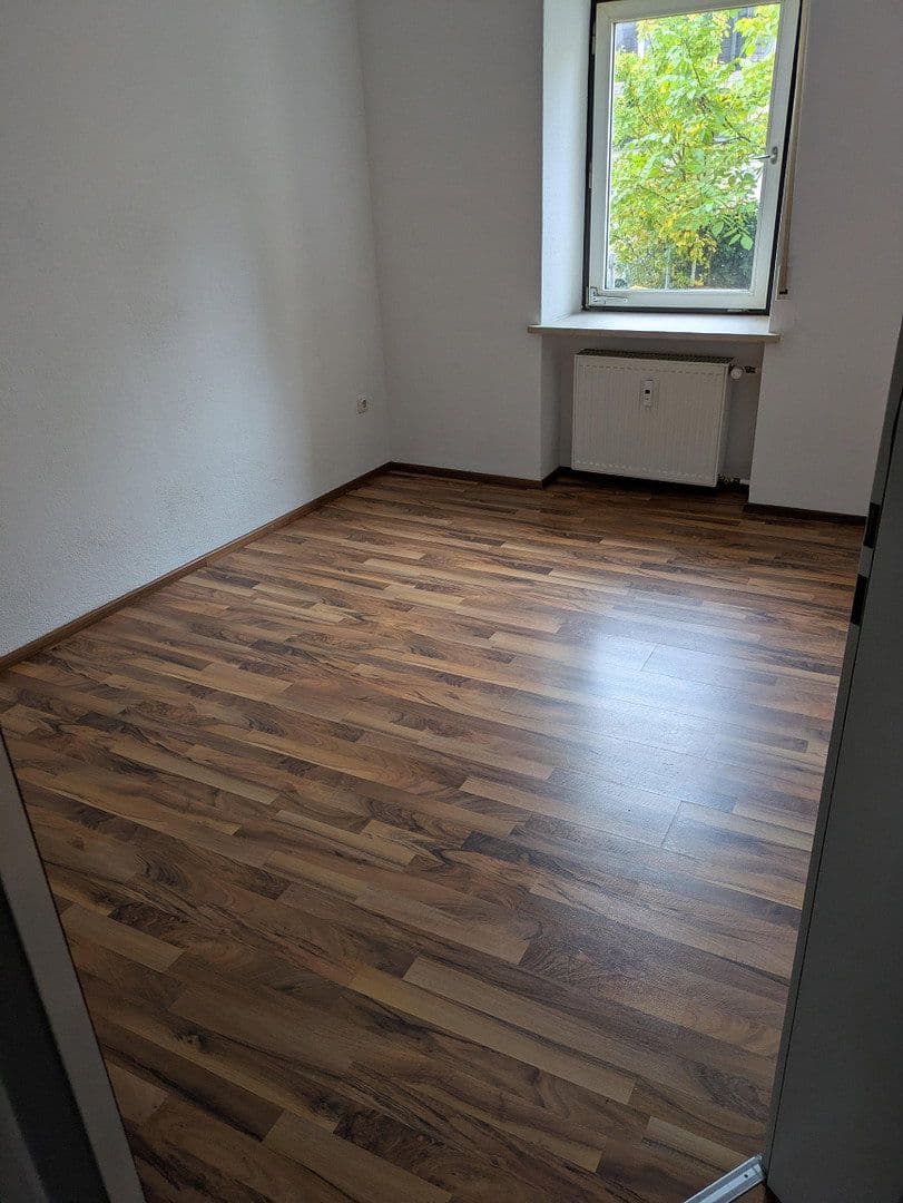 Pronájem bytu 2+1 44 m², Augsburg, Bavorsko Pronájem bytu 2+1 44 m², Augsburg, Bavorsko