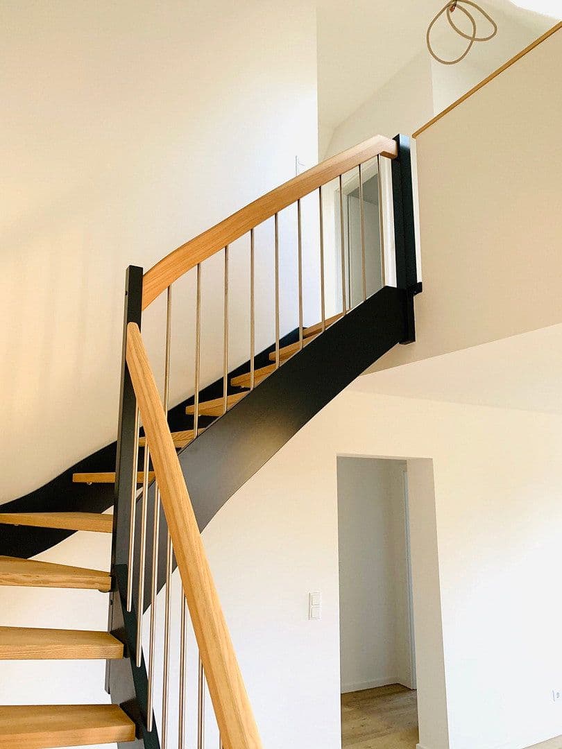 Pronájem bytu 3+kk 131 m², Hindenburgsstr. 30, Langenhagen, Dolní Sasko Pronájem bytu 3+kk 131 m², Hindenburgsstr. 30, Langenhagen, Dolní Sasko