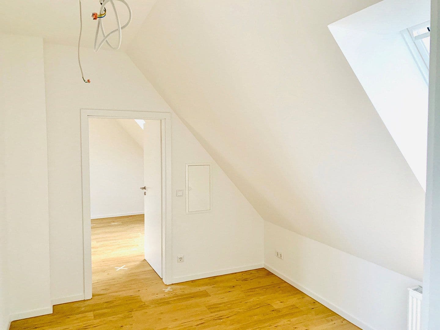 Pronájem bytu 3+kk 131 m², Hindenburgsstr. 30, Langenhagen, Dolní Sasko Pronájem bytu 3+kk 131 m², Hindenburgsstr. 30, Langenhagen, Dolní Sasko
