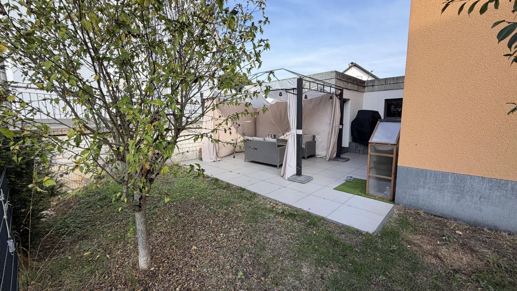 Pronájem bytu 3+1 69 m², Viernheim, Hessen Pronájem bytu 3+1 69 m², Viernheim, Hessen