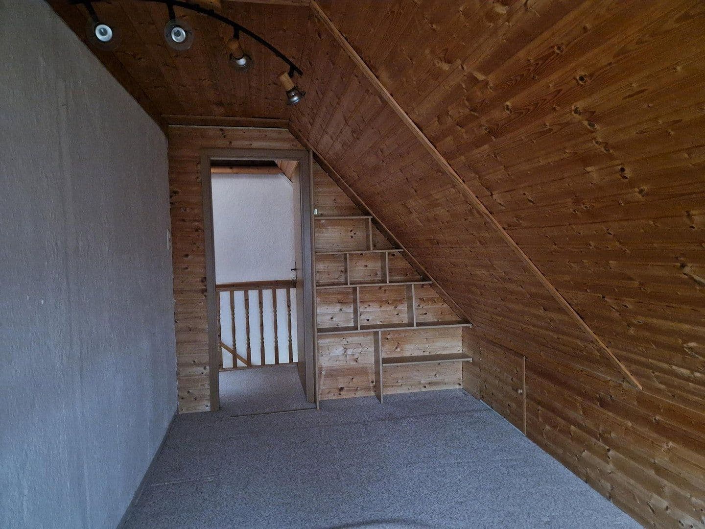 Prodej domu 98 m², pozemek 790 m², Adorf/Vogtland, Sasko Prodej domu 98 m², pozemek 790 m², Adorf/Vogtland, Sasko