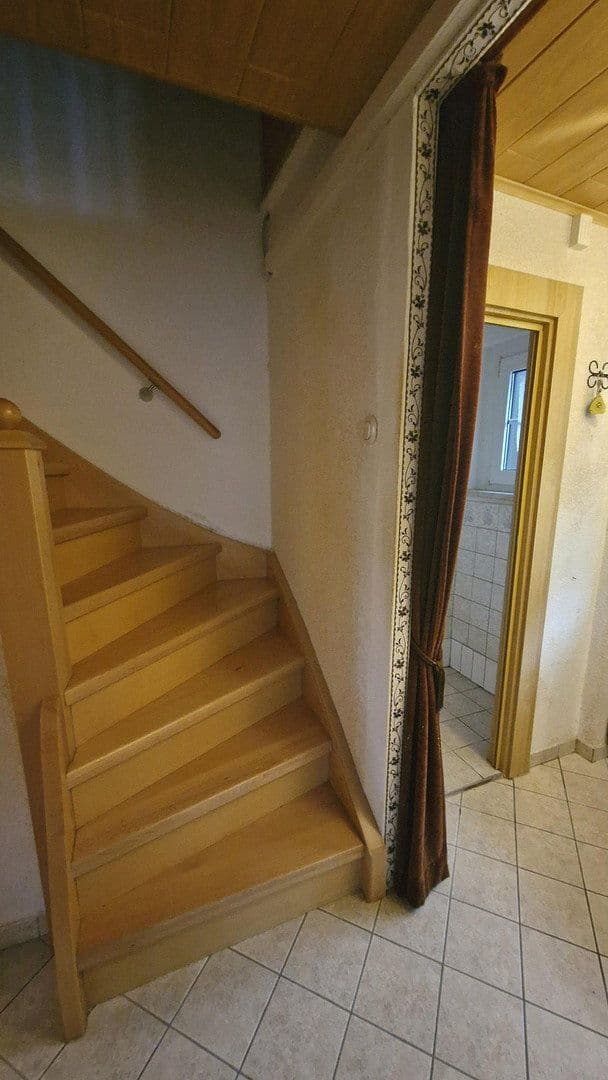 Prodej domu 98 m², pozemek 790 m², Adorf/Vogtland, Sasko Prodej domu 98 m², pozemek 790 m², Adorf/Vogtland, Sasko