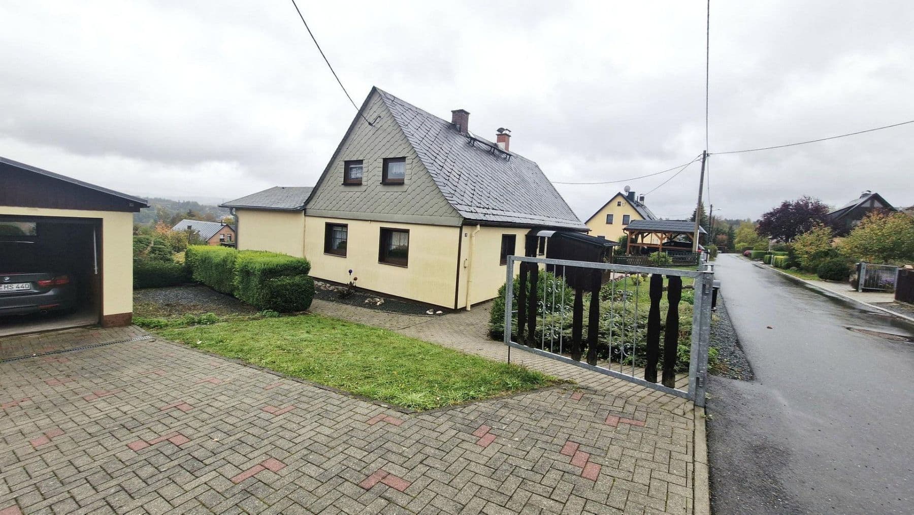 Prodej domu 98 m², pozemek 790 m², Adorf/Vogtland, Sasko Prodej domu 98 m², pozemek 790 m², Adorf/Vogtland, Sasko