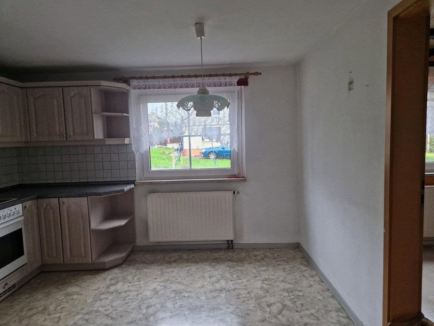 Prodej domu 98 m², pozemek 790 m², Adorf/Vogtland, Sasko Prodej domu 98 m², pozemek 790 m², Adorf/Vogtland, Sasko