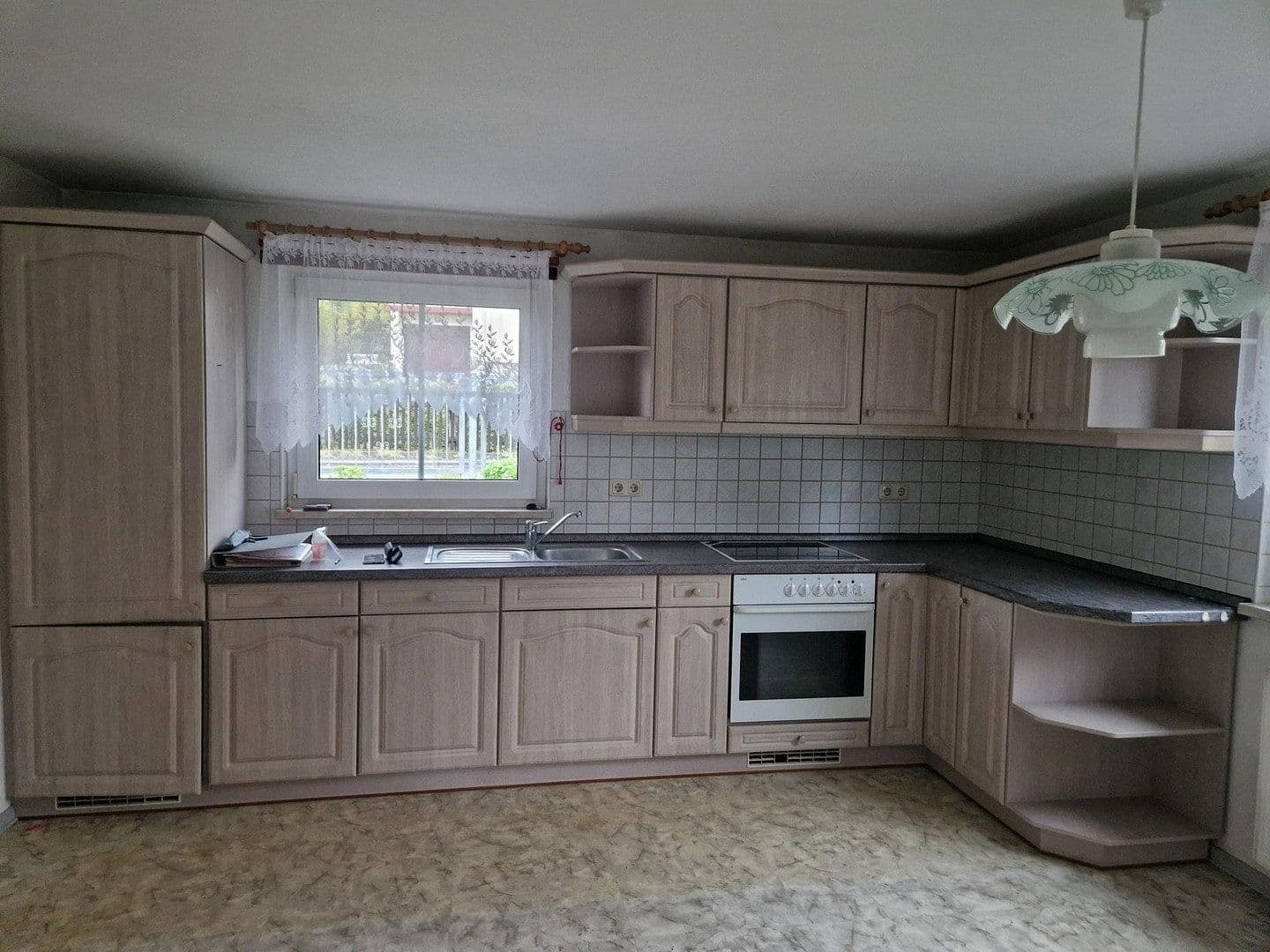 Prodej domu 98 m², pozemek 790 m², Adorf/Vogtland, Sasko Prodej domu 98 m², pozemek 790 m², Adorf/Vogtland, Sasko