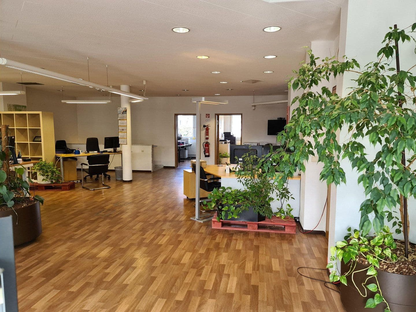 Pronájem kanceláře 209 m², Mannheim, Bádensko-Württembersko Pronájem kanceláře 209 m², Mannheim, Bádensko-Württembersko
