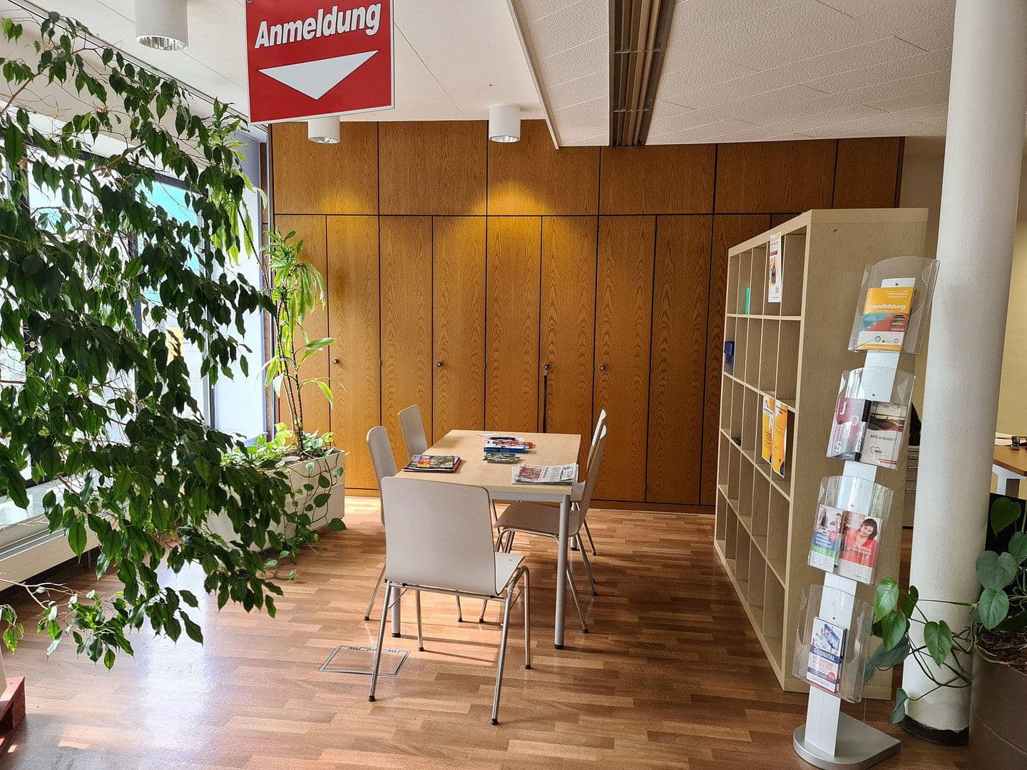 Pronájem kanceláře 209 m², Mannheim, Bádensko-Württembersko Pronájem kanceláře 209 m², Mannheim, Bádensko-Württembersko