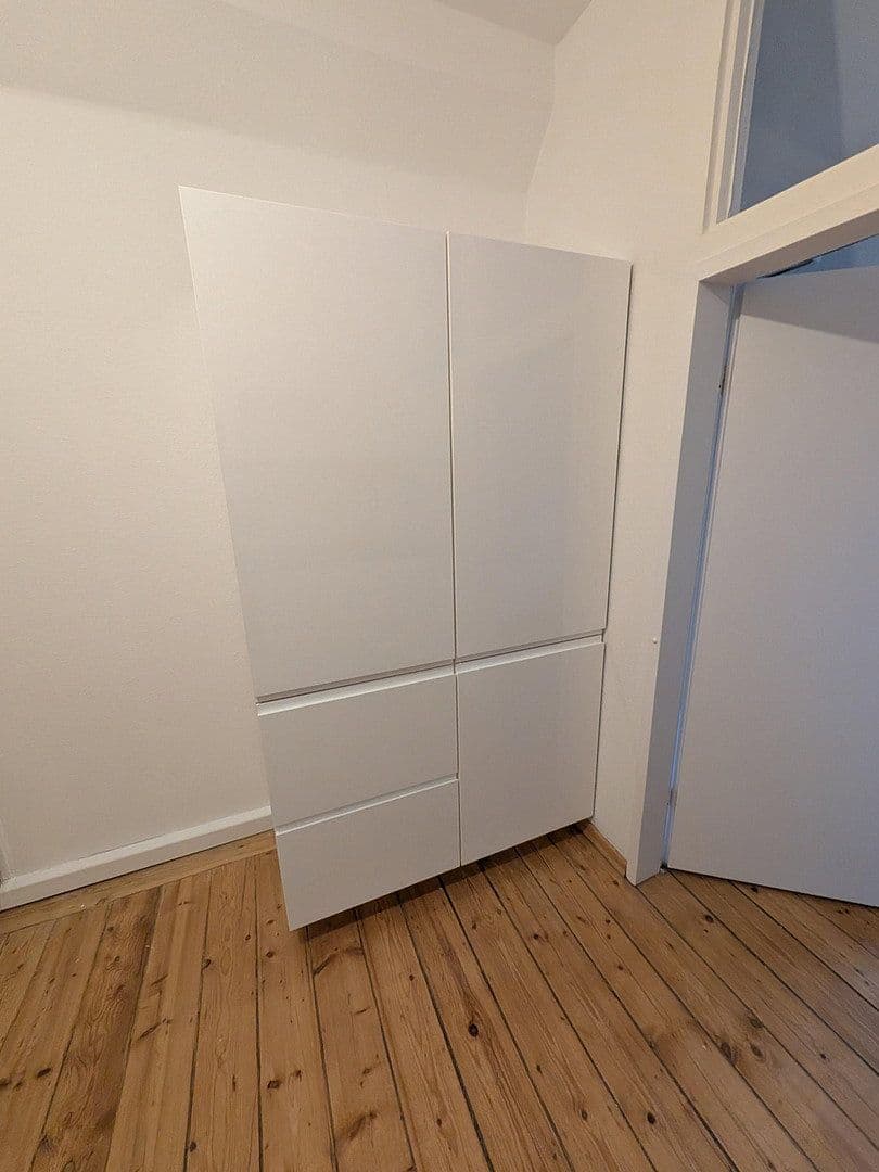 Pronájem bytu 2+kk 42 m², Moritzstraße 68, Wiesbaden, Hessen Pronájem bytu 2+kk 42 m², Moritzstraße 68, Wiesbaden, Hessen