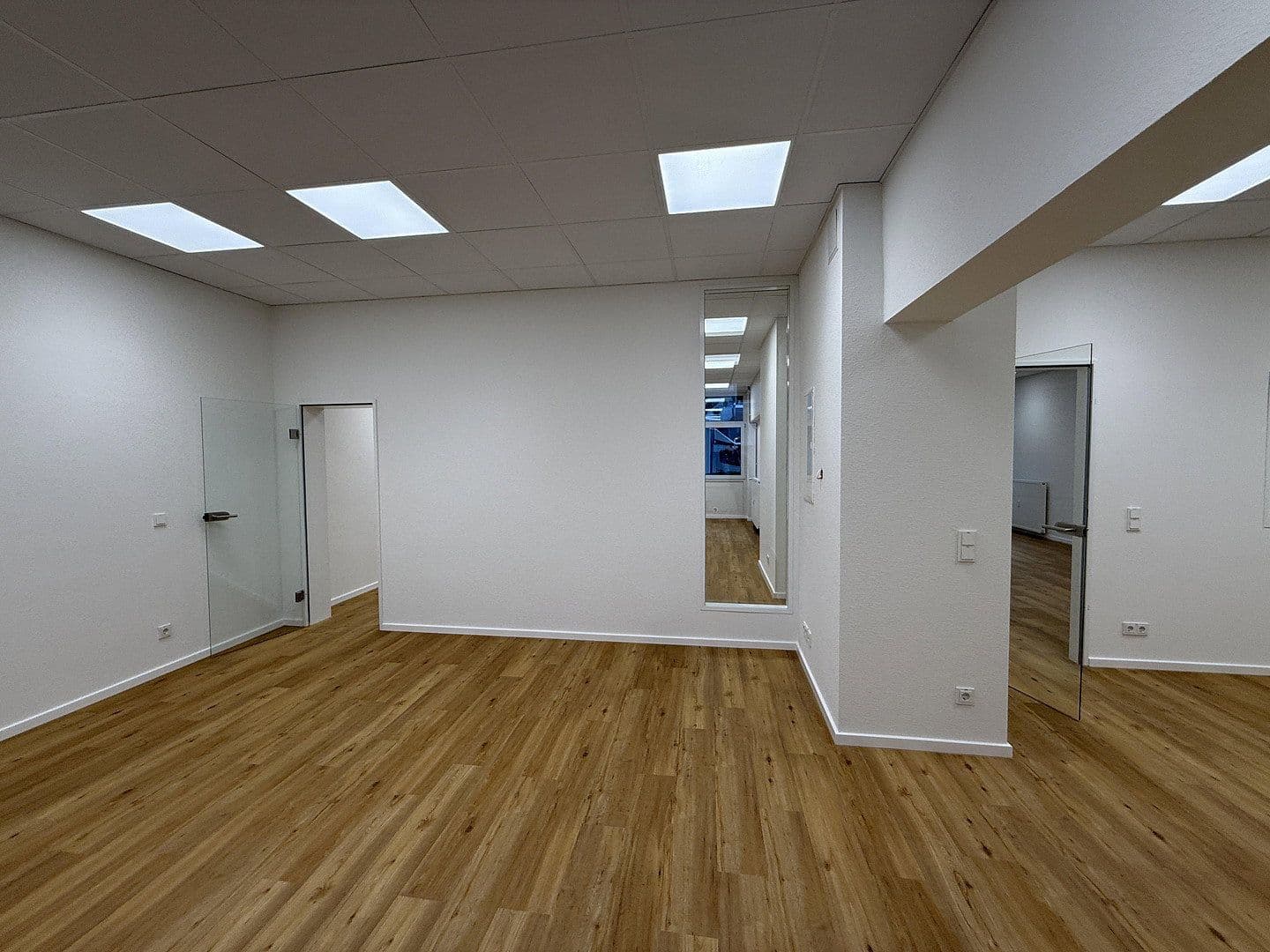 Pronájem kanceláře 116 m², Goerdelerstraße 35, Offenbach, Hessen Pronájem kanceláře 116 m², Goerdelerstraße 35, Offenbach, Hessen