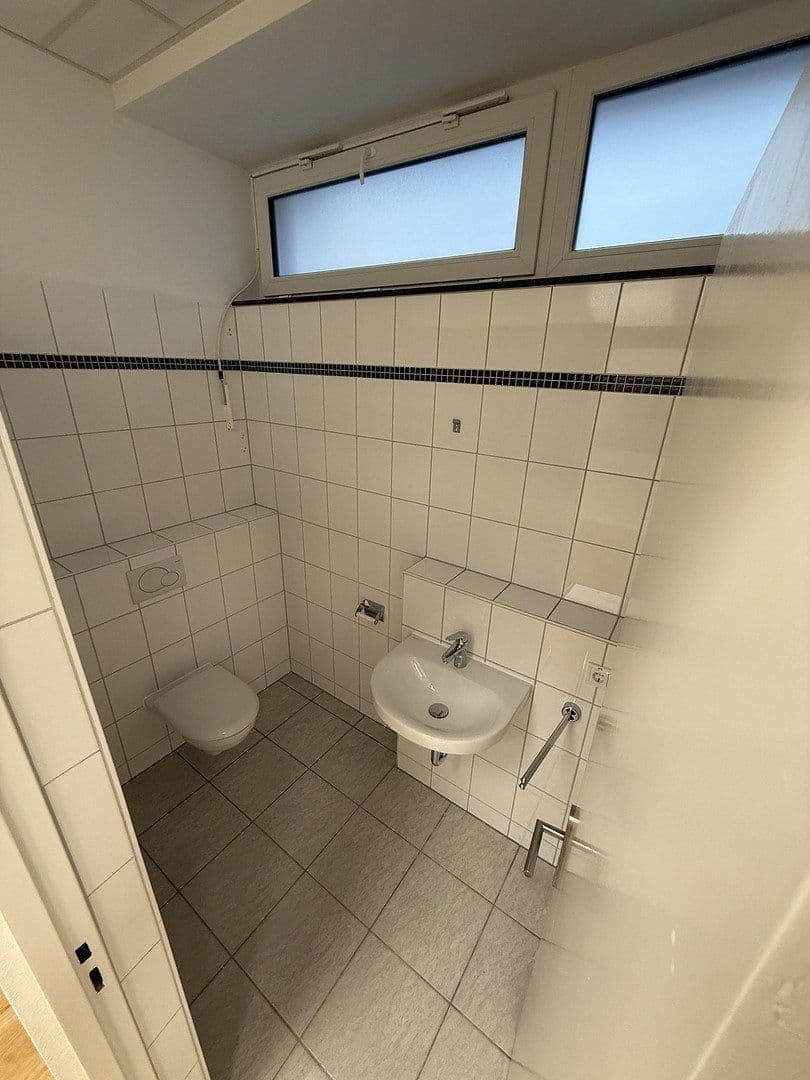 Pronájem kanceláře 116 m², Goerdelerstraße 35, Offenbach, Hessen Pronájem kanceláře 116 m², Goerdelerstraße 35, Offenbach, Hessen
