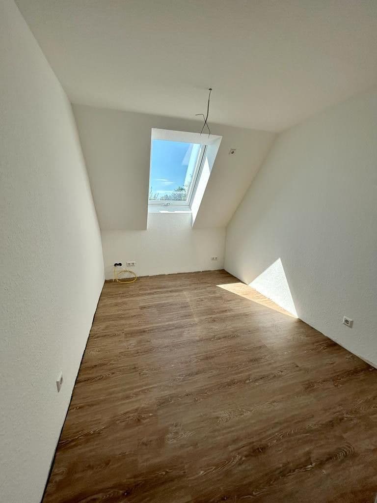 Pronájem bytu 3+1 75 m², Grünwiesen 21, Kupferzell, Bádensko-Württembersko Pronájem bytu 3+1 75 m², Grünwiesen 21, Kupferzell, Bádensko-Württembersko