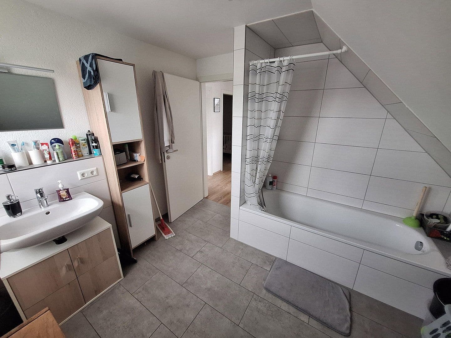 Pronájem bytu 3+1 75 m², Grünwiesen 21, Kupferzell, Bádensko-Württembersko Pronájem bytu 3+1 75 m², Grünwiesen 21, Kupferzell, Bádensko-Württembersko