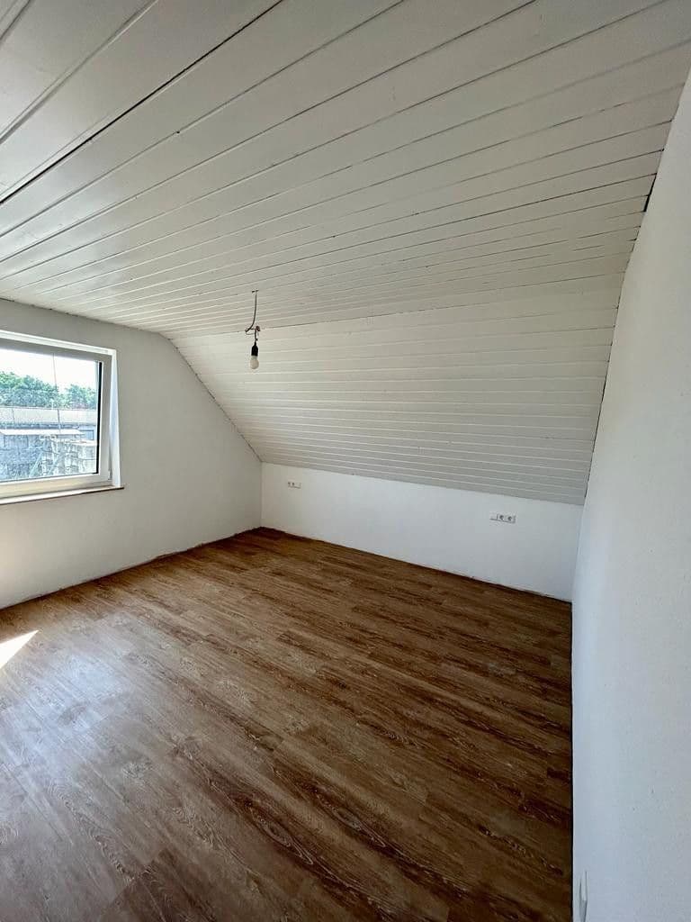 Pronájem bytu 3+1 75 m², Grünwiesen 21, Kupferzell, Bádensko-Württembersko Pronájem bytu 3+1 75 m², Grünwiesen 21, Kupferzell, Bádensko-Württembersko