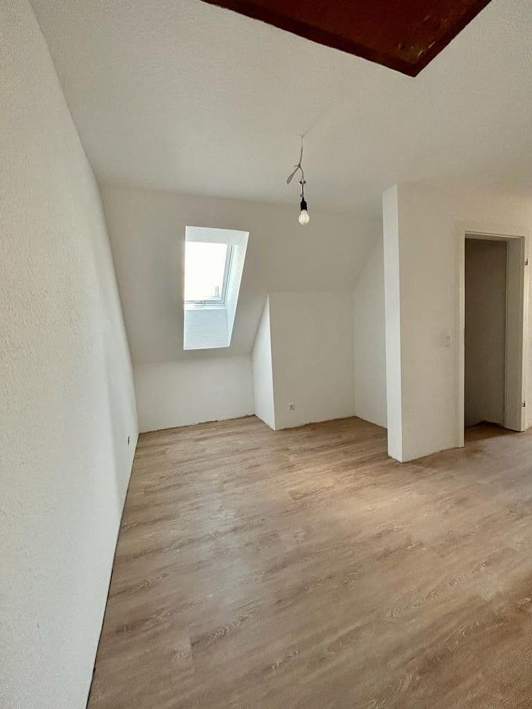 Pronájem bytu 3+1 75 m², Grünwiesen 21, Kupferzell, Bádensko-Württembersko Pronájem bytu 3+1 75 m², Grünwiesen 21, Kupferzell, Bádensko-Württembersko
