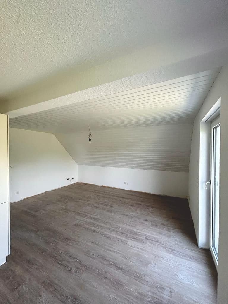 Pronájem bytu 3+1 75 m², Grünwiesen 21, Kupferzell, Bádensko-Württembersko Pronájem bytu 3+1 75 m², Grünwiesen 21, Kupferzell, Bádensko-Württembersko