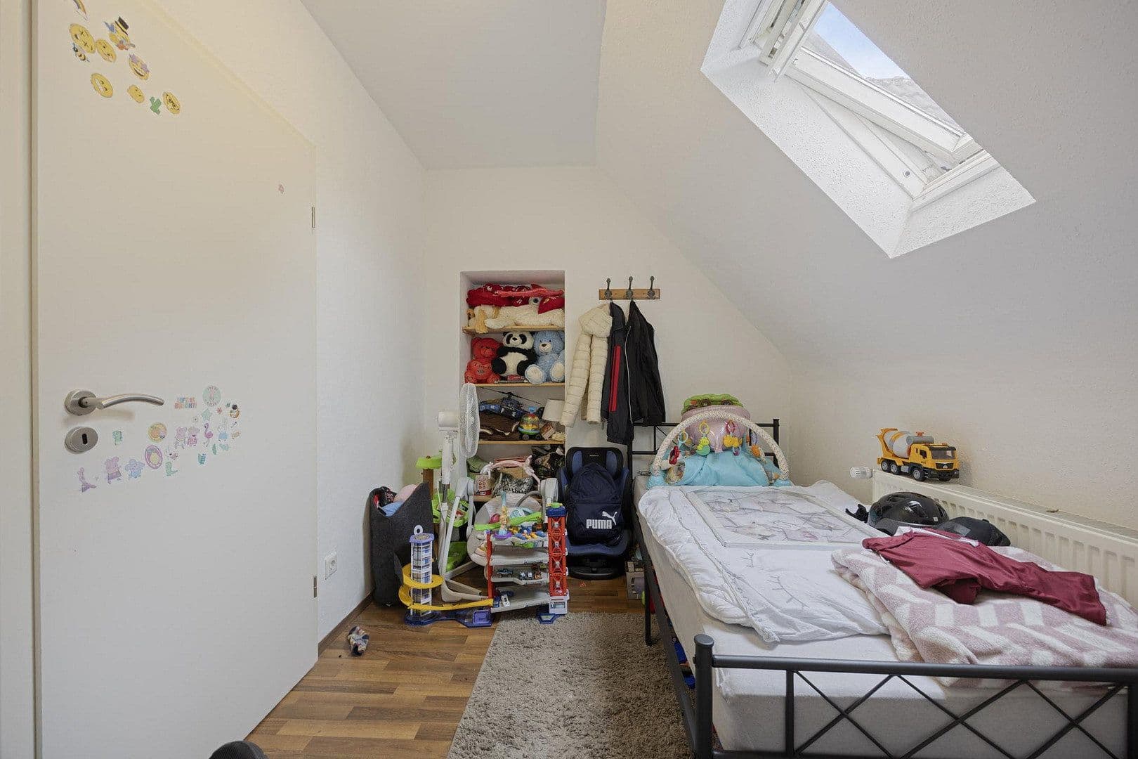 Pronájem bytu 3+1 87 m², Braunschweigerstr 20, Gelsenkirchen, Severní Porýní-Vestfálsko Pronájem bytu 3+1 87 m², Braunschweigerstr 20, Gelsenkirchen, Severní Porýní-Vestfálsko