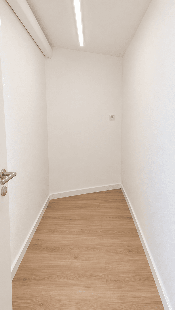 Pronájem kanceláře 110 m², Scherzachstrasse 12, Weingarten, Bádensko-Württembersko Pronájem kanceláře 110 m², Scherzachstrasse 12, Weingarten, Bádensko-Württembersko