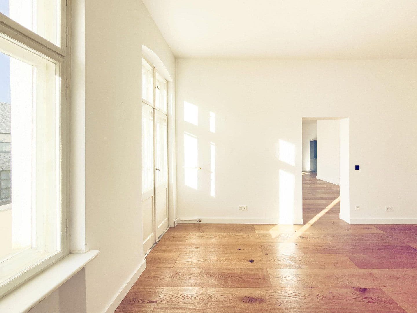 Prodej bytu 3+1 110 m², Karlsruherstraße 11, Berlin, Berlín Prodej bytu 3+1 110 m², Karlsruherstraße 11, Berlin, Berlín