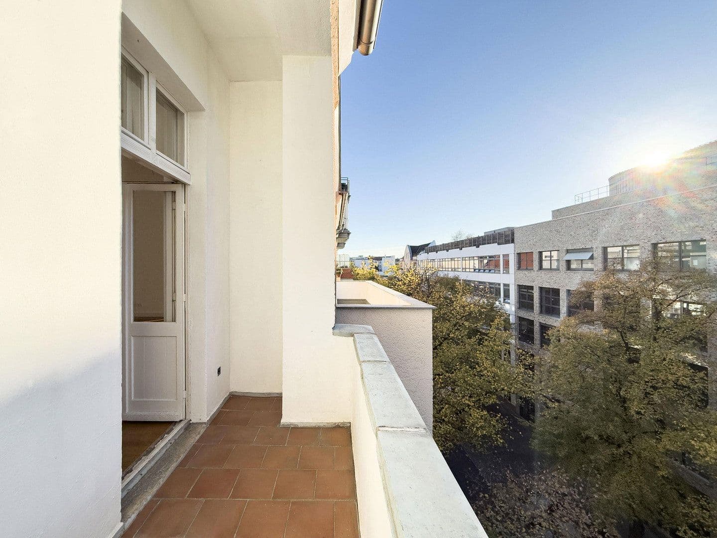 Prodej bytu 3+1 110 m², Karlsruherstraße 11, Berlin, Berlín Prodej bytu 3+1 110 m², Karlsruherstraße 11, Berlin, Berlín