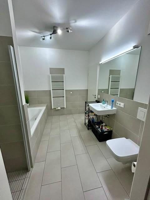 Prodej bytu 4+1 142 m², Elisabeth Mara Strasse 3, Berlin, Berlín Prodej bytu 4+1 142 m², Elisabeth Mara Strasse 3, Berlin, Berlín