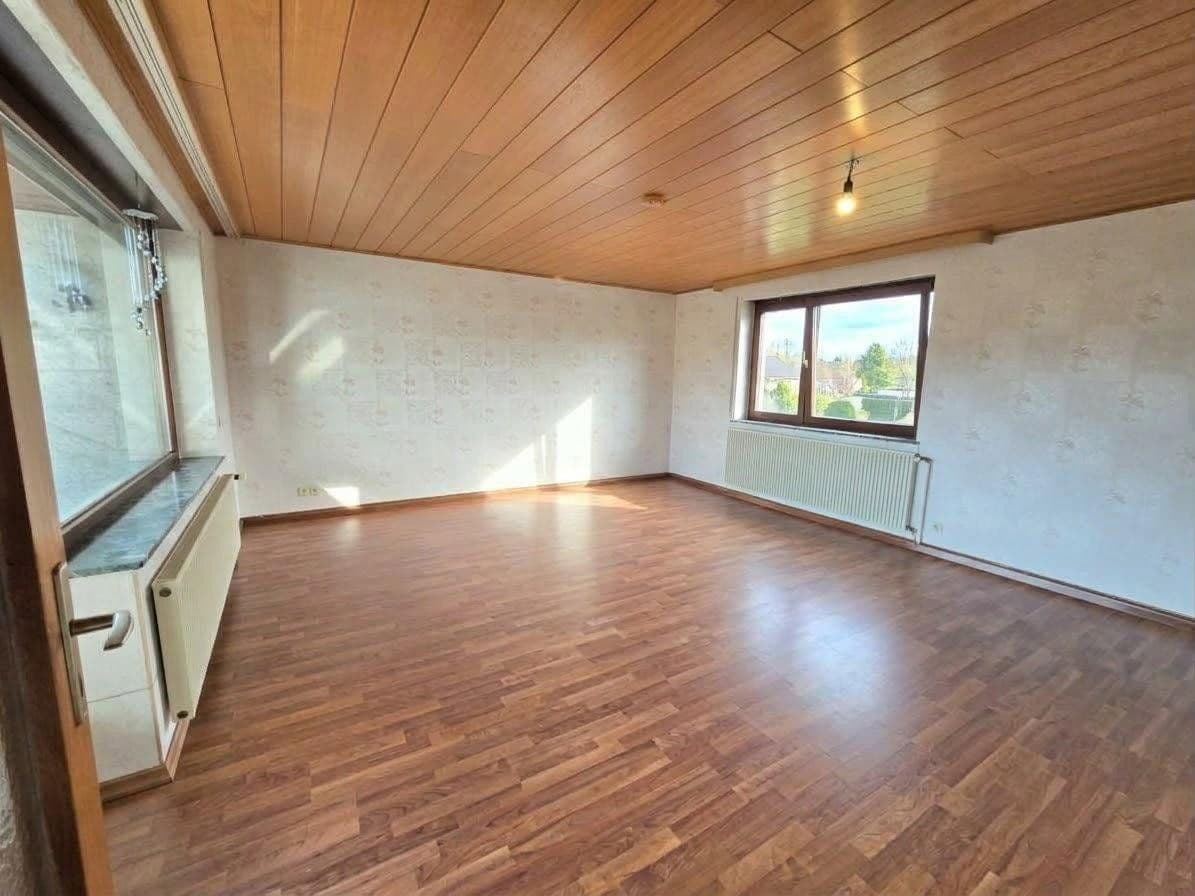 Prodej domu 190 m², pozemek 1.101 m², Abensberg, Bavorsko Prodej domu 190 m², pozemek 1.101 m², Abensberg, Bavorsko