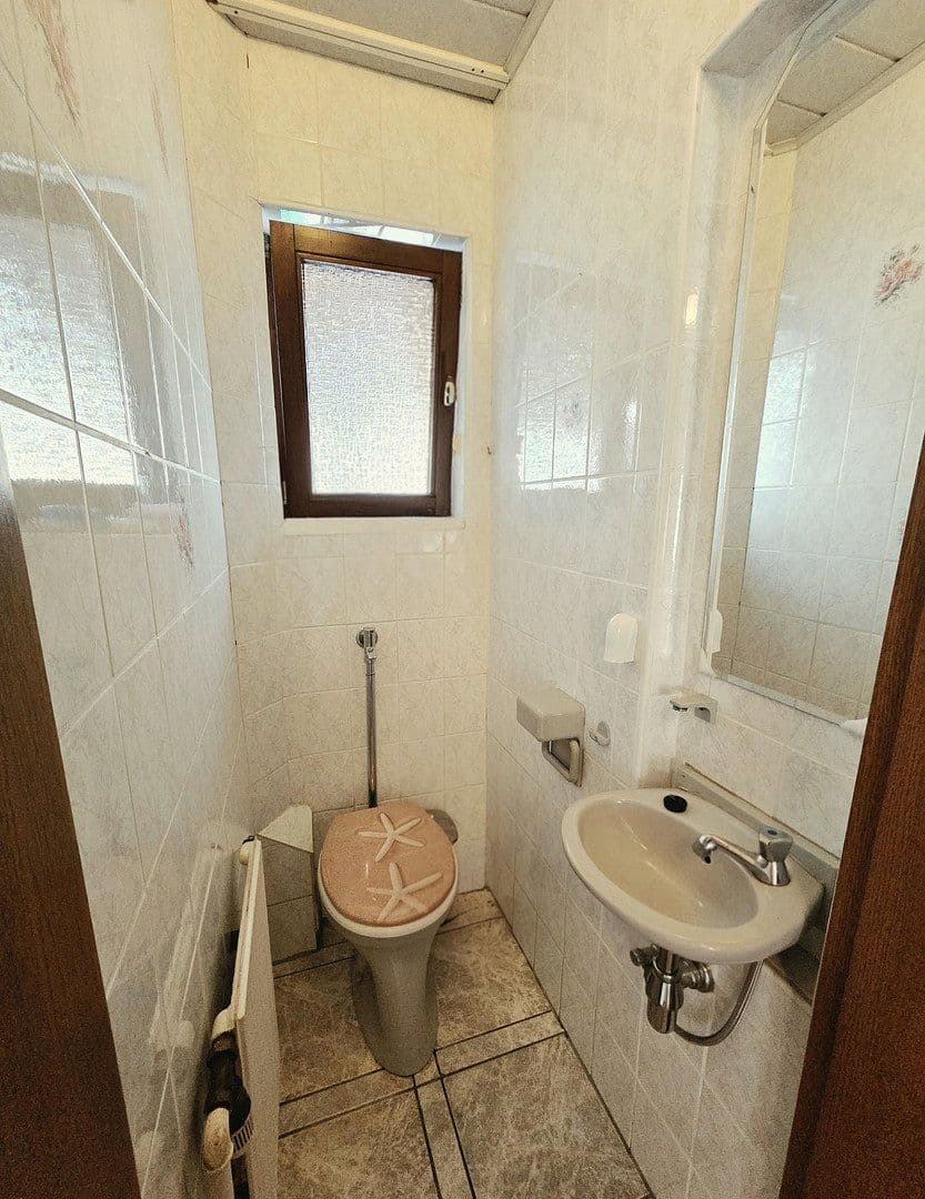 Prodej domu 190 m², pozemek 1.101 m², Abensberg, Bavorsko Prodej domu 190 m², pozemek 1.101 m², Abensberg, Bavorsko
