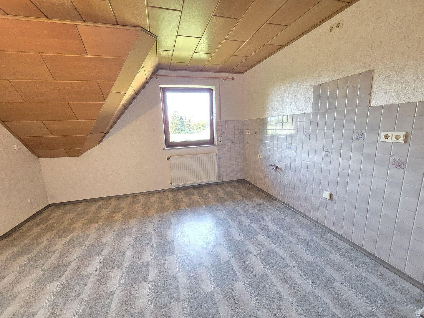 Prodej domu 190 m², pozemek 1.101 m², Abensberg, Bavorsko Prodej domu 190 m², pozemek 1.101 m², Abensberg, Bavorsko