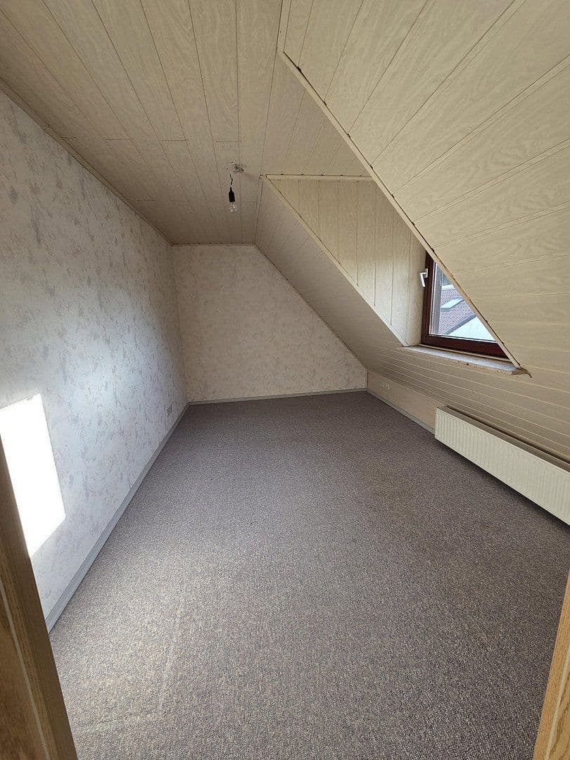 Prodej domu 190 m², pozemek 1.101 m², Abensberg, Bavorsko Prodej domu 190 m², pozemek 1.101 m², Abensberg, Bavorsko