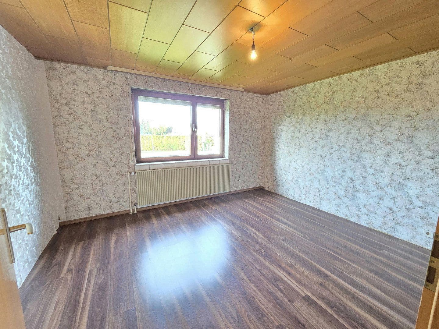 Prodej domu 190 m², pozemek 1.101 m², Abensberg, Bavorsko Prodej domu 190 m², pozemek 1.101 m², Abensberg, Bavorsko