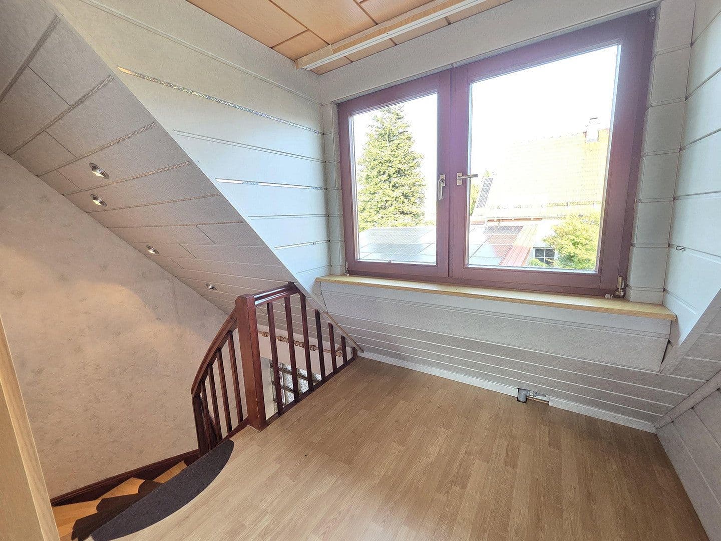 Prodej domu 190 m², pozemek 1.101 m², Abensberg, Bavorsko Prodej domu 190 m², pozemek 1.101 m², Abensberg, Bavorsko