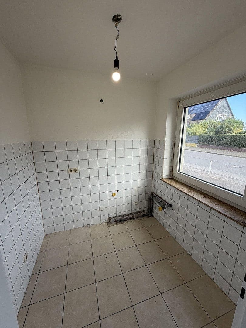 Pronájem domu 97 m², pozemek 150 m², Lützowstr. 139, Solingen, Severní Porýní-Vestfálsko Pronájem domu 97 m², pozemek 150 m², Lützowstr. 139, Solingen, Severní Porýní-Vestfálsko