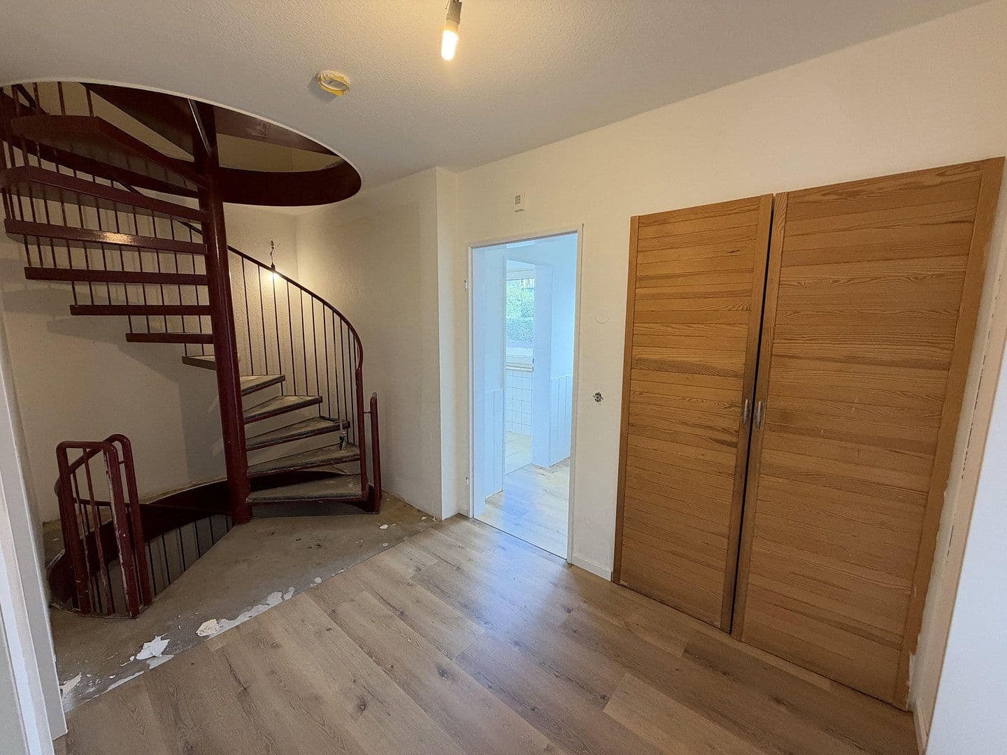 Pronájem domu 97 m², pozemek 150 m², Lützowstr. 139, Solingen, Severní Porýní-Vestfálsko Pronájem domu 97 m², pozemek 150 m², Lützowstr. 139, Solingen, Severní Porýní-Vestfálsko