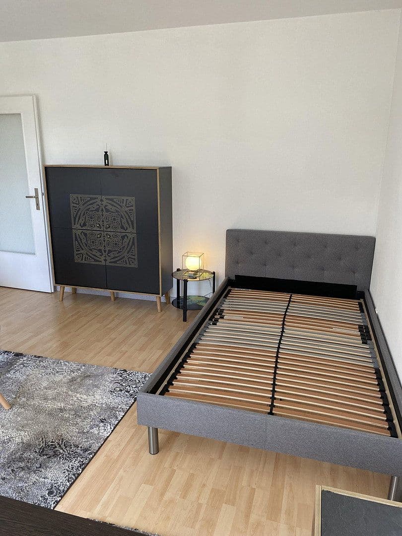 Pronájem bytu 1+1 35 m², Ostendstraße 206, Nürnberg-Mögeldorf, Bavorsko Pronájem bytu 1+1 35 m², Ostendstraße 206, Nürnberg-Mögeldorf, Bavorsko