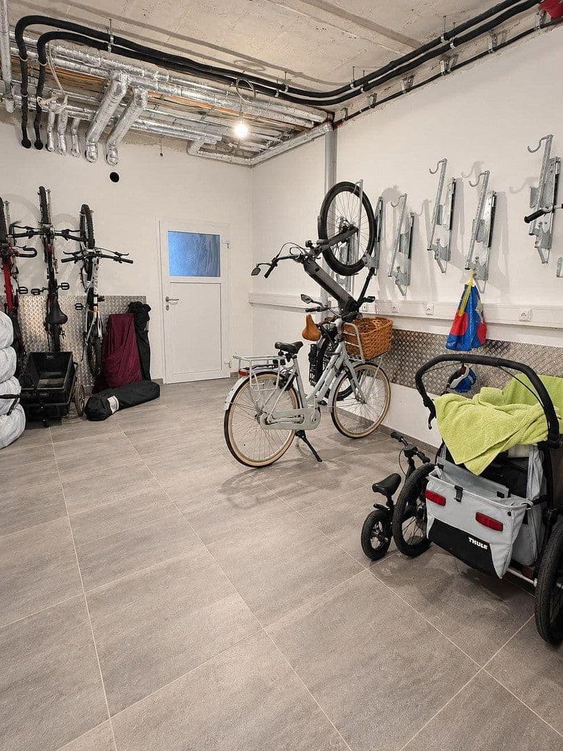 Pronájem bytu 2+1 70 m², Schulstraße 3, Langenbernsdorf, Sasko Pronájem bytu 2+1 70 m², Schulstraße 3, Langenbernsdorf, Sasko