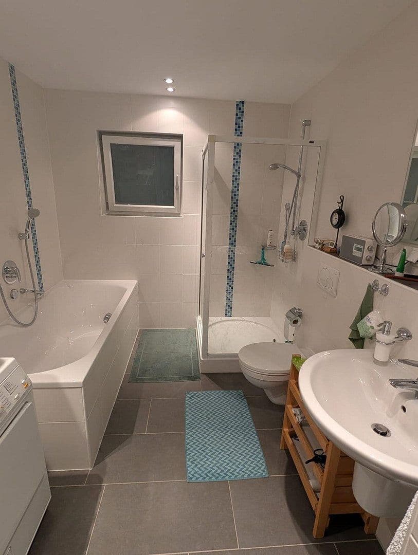 Pronájem bytu 4+1 118 m², Feldkirchen-Westerham, Bavorsko Pronájem bytu 4+1 118 m², Feldkirchen-Westerham, Bavorsko