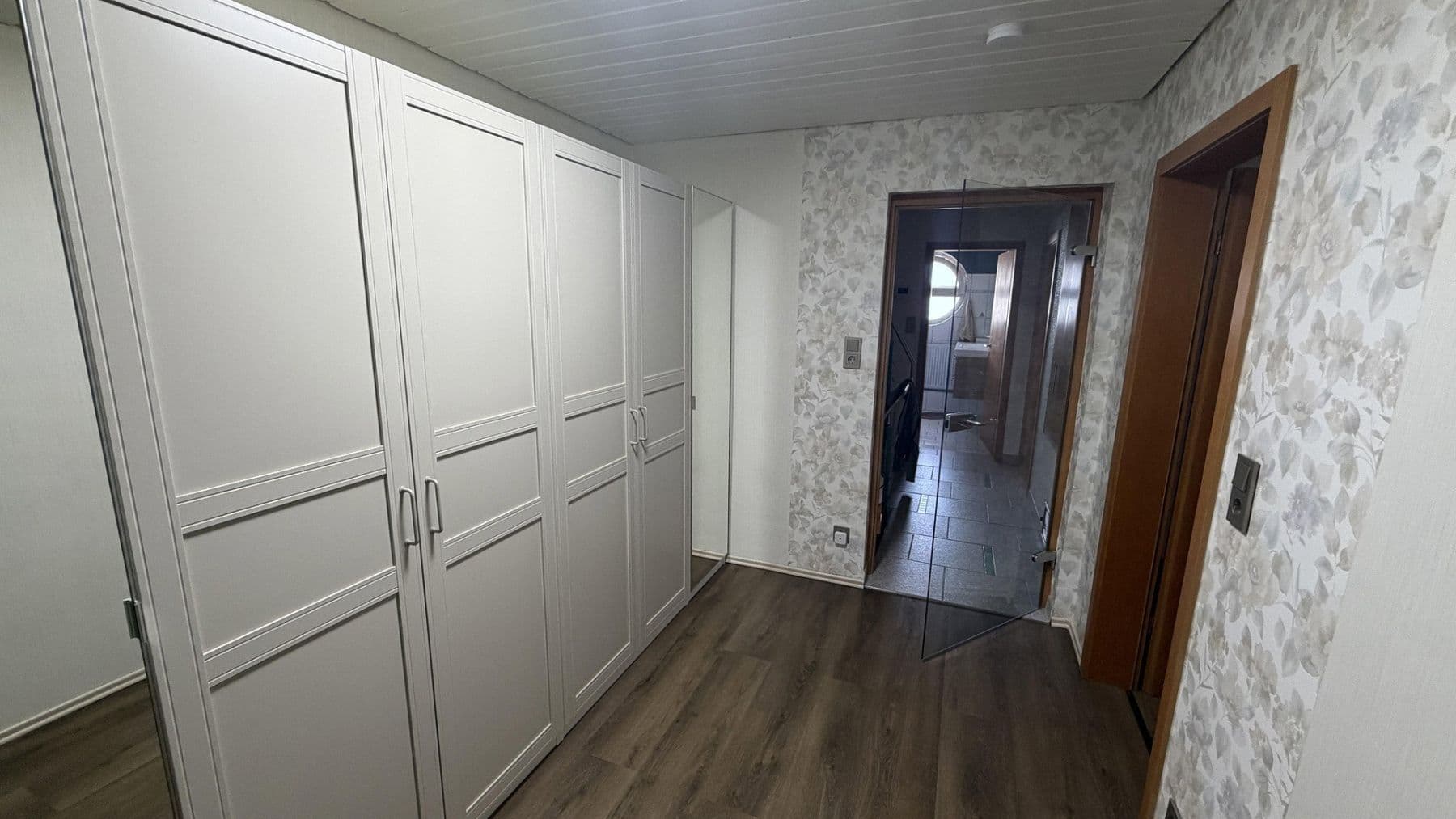 Prodej domu 135 m², pozemek 163 m², Wernau (Neckar), Bádensko-Württembersko Prodej domu 135 m², pozemek 163 m², Wernau (Neckar), Bádensko-Württembersko
