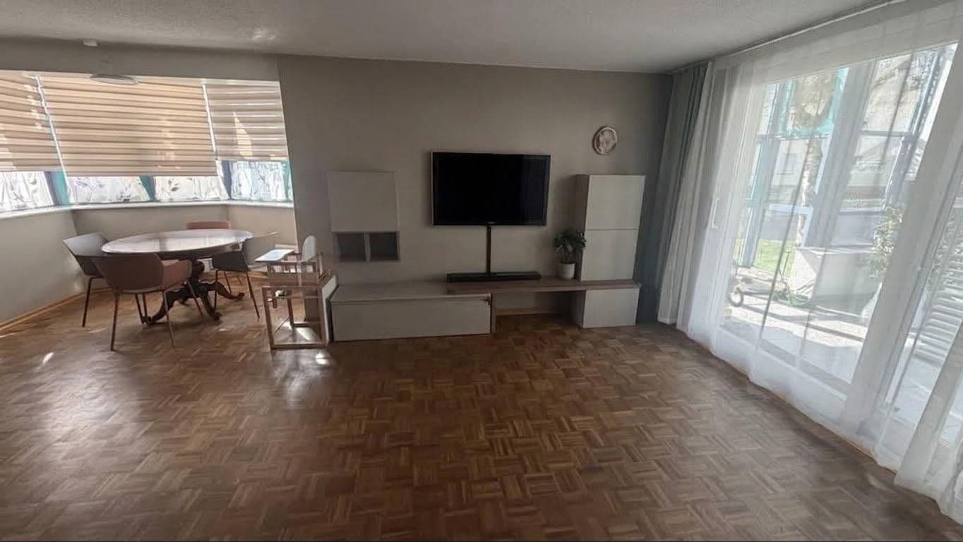 Prodej domu 135 m², pozemek 163 m², Wernau (Neckar), Bádensko-Württembersko Prodej domu 135 m², pozemek 163 m², Wernau (Neckar), Bádensko-Württembersko