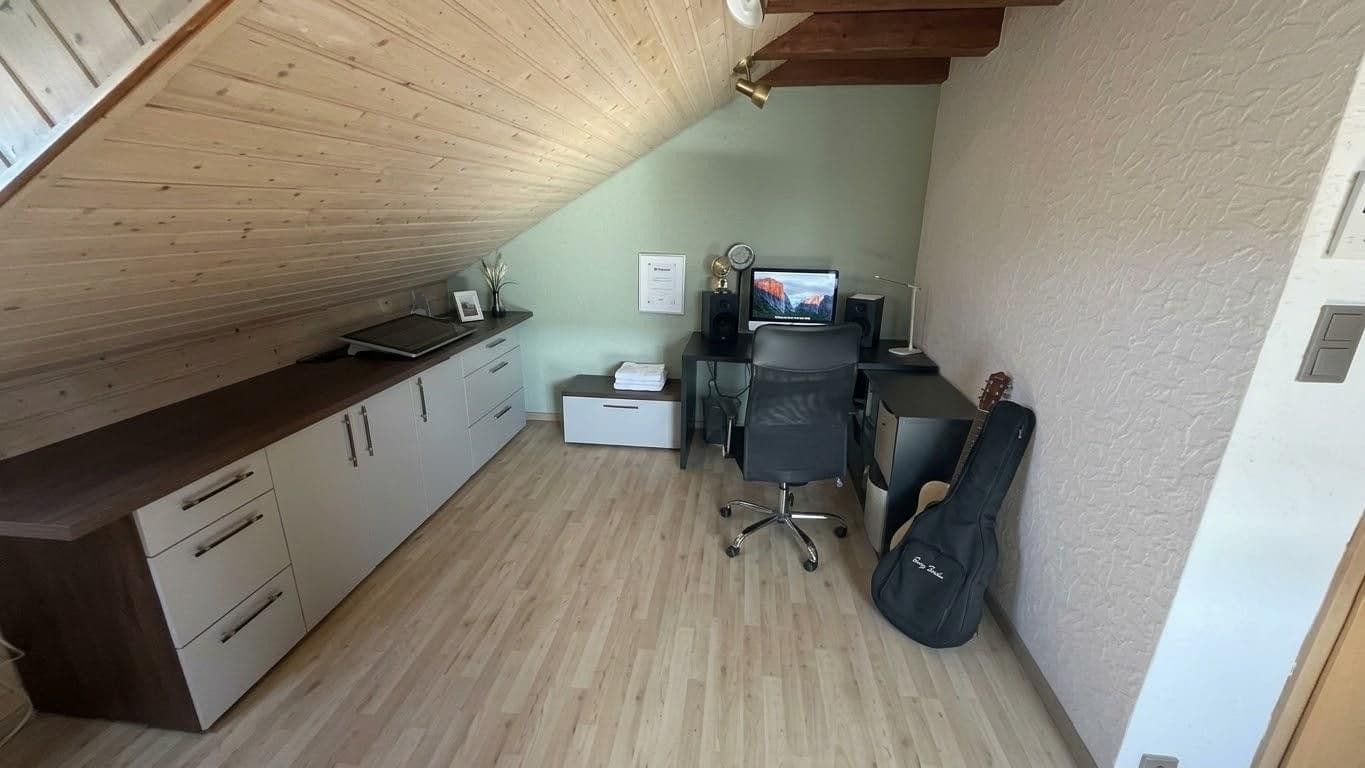 Prodej domu 135 m², pozemek 163 m², Wernau (Neckar), Bádensko-Württembersko Prodej domu 135 m², pozemek 163 m², Wernau (Neckar), Bádensko-Württembersko